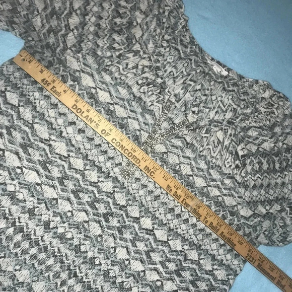 BEACHLUNCHLOUNGE ballon sleeves round neck w/ v-neck silver beads, sequins SZ XL - Picture 9 of 11